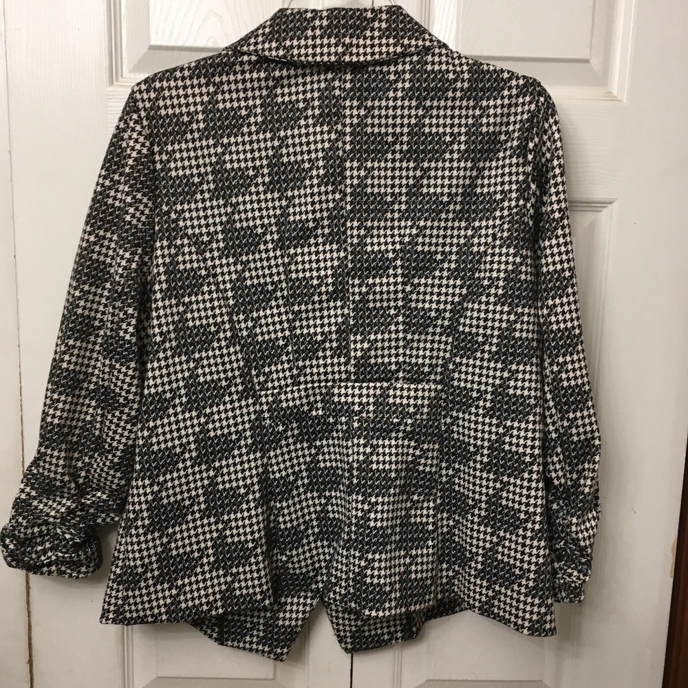 CATO Jacket - Picture 5 of 8